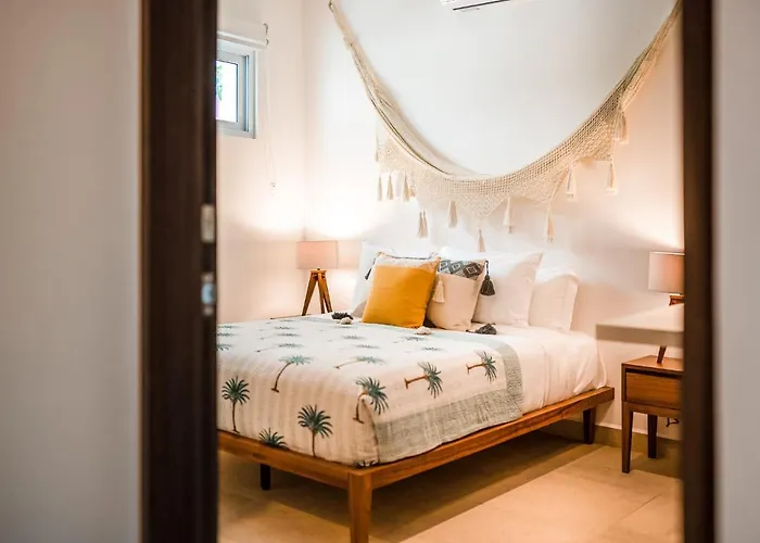 Apartment Charming Boho Entire W Patio Swing