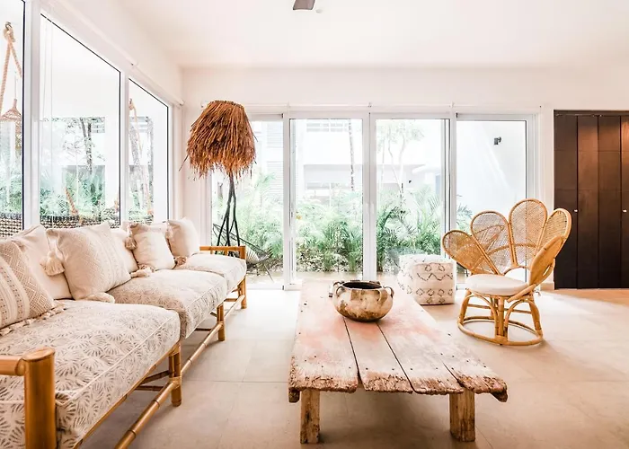 Apartment Charming Boho Entire W Patio Swing *